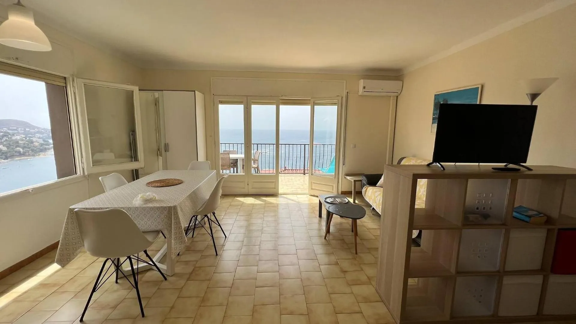 Apartamento En Roses Con Preciosas Vistas Del Mar Ap1 Apartment