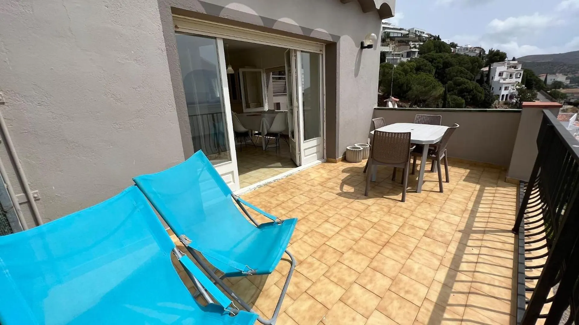 Apartamento En Roses Con Preciosas Vistas Del Mar Ap1